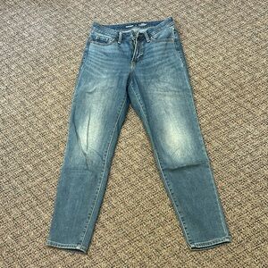 Like new High-Rise straight leg jeans